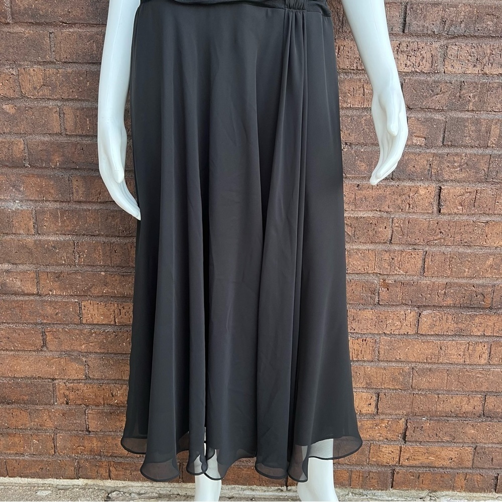 signature by sangria Woman’s elegant Black Dress Sz 4 - Picture 3 of 8
